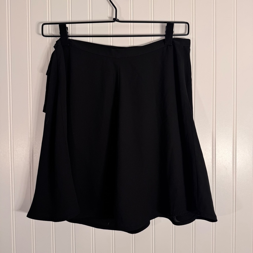 Aritzia Sunday Best Ariel Black Wrap Mini Skirt A-Line Self Tie Size 4 - Picture 6 of 11